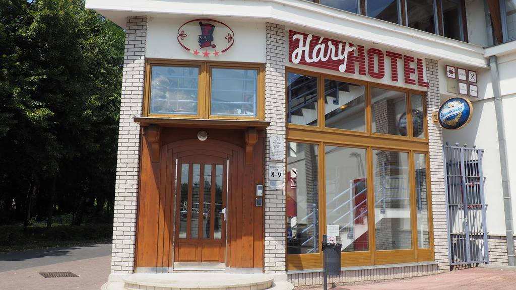 Hary Hotel Kecskemet Exterior photo